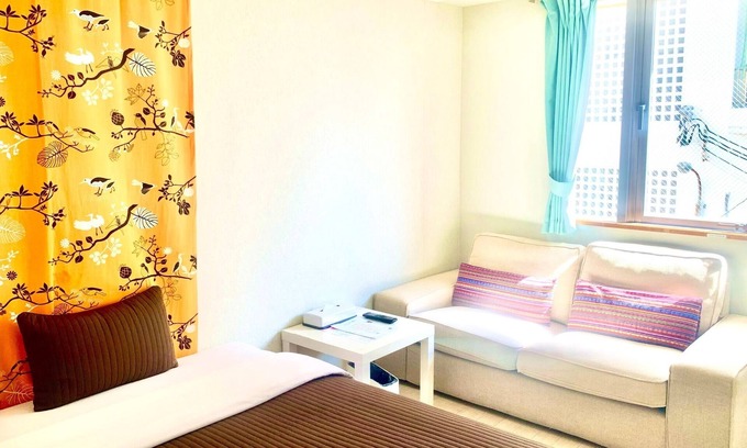 Taketomi-jima Taketomi-cho Hotel | Smoking Wide DoubleHotel Happy Holiday Ishigaki Island/Ishigaki Okinawa