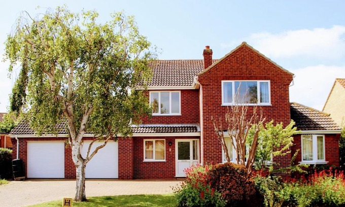 Hunstanton House | Smugglers Retreat