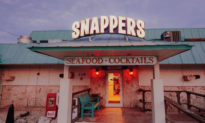 Key Largo House | Snappers - King Room w/Ocean View Wifi