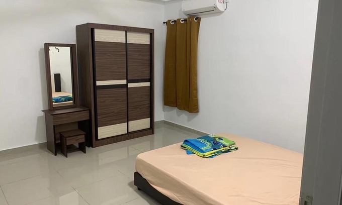 Sitiawan Apartment | SNE Homestay