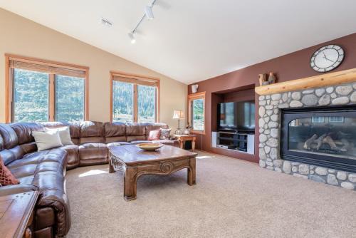 Mammoth Lakes House | Snowcreek V 756