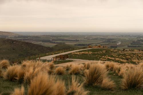 Ashburton District House | Snowgrass Hut - Above & Beyond