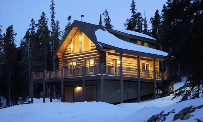 Valley of the Sun Cabin | Snowshoe Cabin - Mountain Views, Near Breckenridge Colorado - NEW