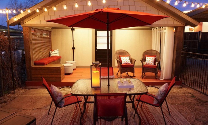 Oak Lawn Apartment | Socozyluxe Studio in Uptown/Oak Lawn