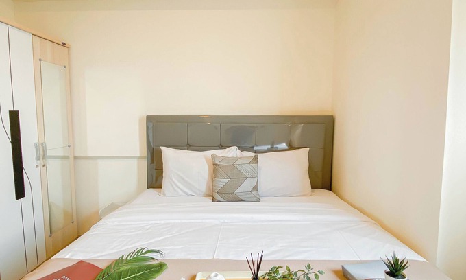 Cikarang Apartment | Soft Scandinavian 3Br At Meikarta Apartment