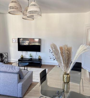 Schiltigheim Apartment | Soh Rent appartement Schiltigheim proche strasbou - 4p - TV - wifi - Balcon