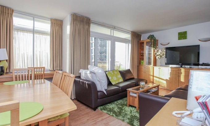 Soho Apartment | Soho/Covent Garden Balcony Apartment - Long Stays, Workers relocating, Students