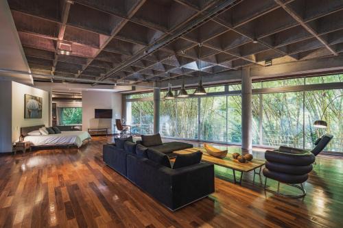 El Poblado Apartment | Soho Lofts by Vibra Bonita