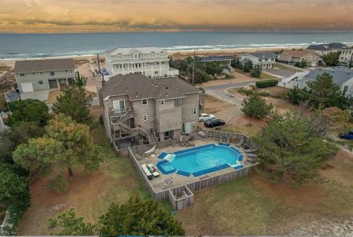 Sandbridge House | Sojourn Ocean Dreams Sleeps 16