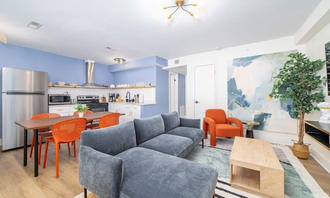 East Ocean View Apartment | Sojourn's Harborage Pelican Suite Near