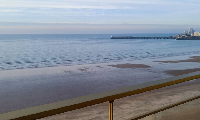 Les Sables d'Olonne Apartment | SOLEIL 8 -Appartement vue mer-les sables d'olonne