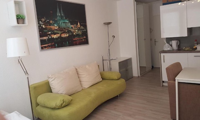 Hoehenberg Apartment | Sonniges Modernes Appartement Höhenberg
