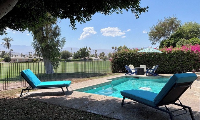 Palm Desert House | Soothing 3-bedroom house on golf course with AC & pool in Palm Desert