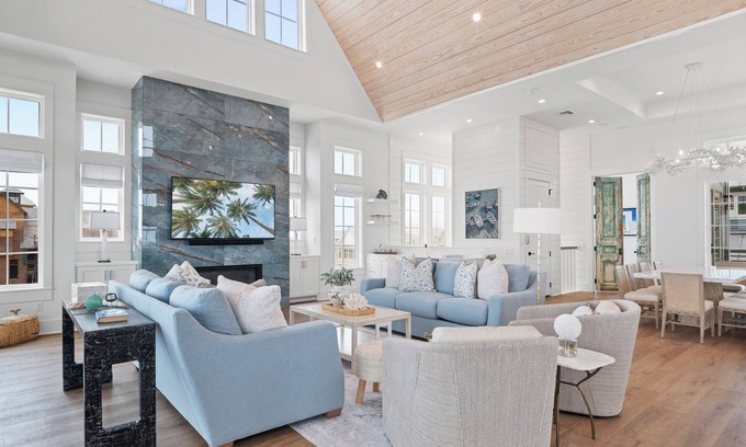 Port Aransas House | Sophisticated Coastal Living Meets Family Comfort in This Gulf-Front Gem