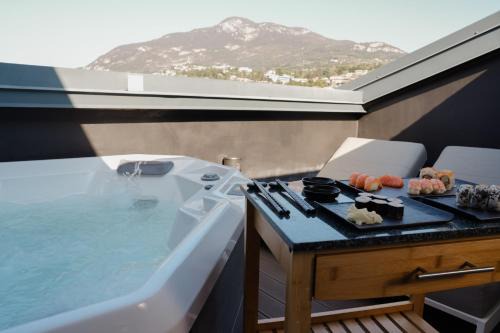 Trento Old Town Apartment | Soul of Trento Exclusive Jacuzzi Loft