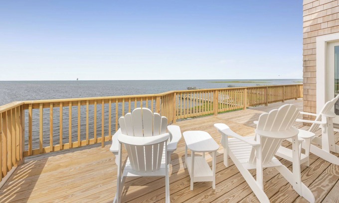 Wind Over Waves House | Soundfront Dog Friendly w/Pool, Hot Tub, Elevator, Private Windsports Access