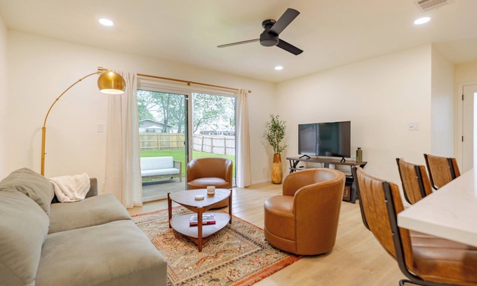 South Manchaca House | South Austin home, close to DT and airport