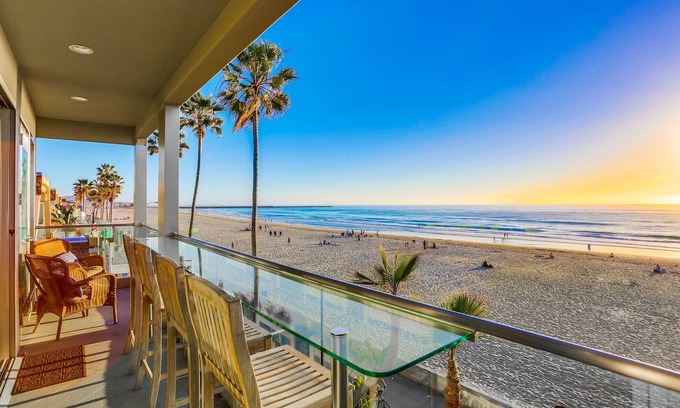 South Mission Beach Condo | South Beach | Oceanfront 5BR in Mission Beach