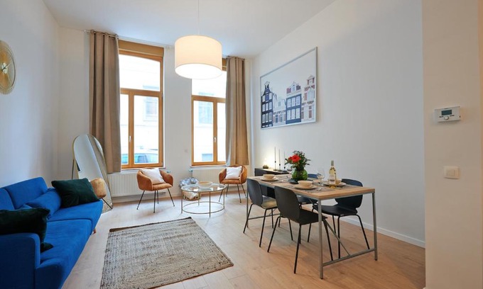 Quartier Midi-Lemonnier - Zuid-Lemonnierwijk Apartment | South Cosy Residence