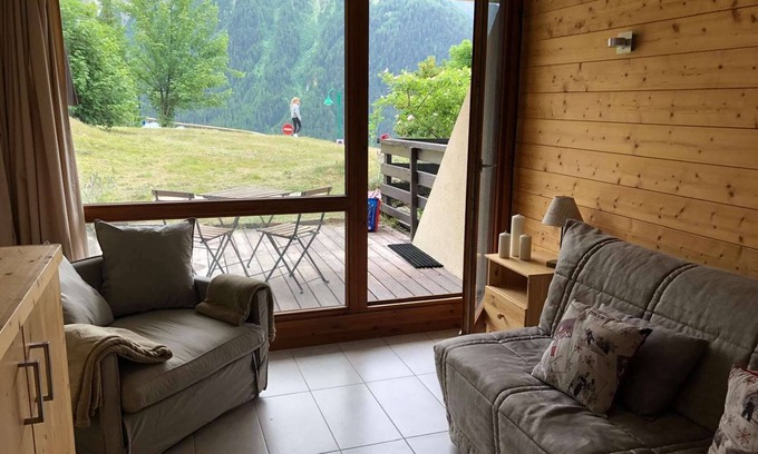 Plan Peisey Apartment | South-facing studio with terrace and mountain view