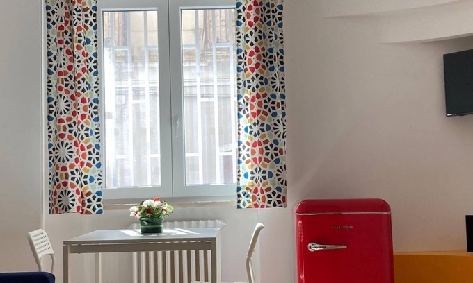 Brindisi Histotic Center Apartment | South Room Central apartment with private entrance