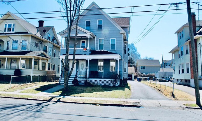 Hartford Apartment | Southend Gem