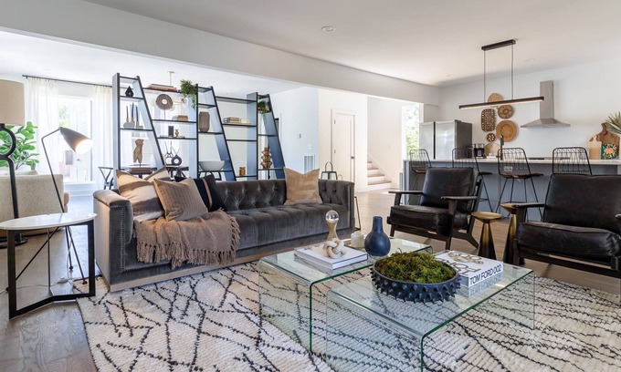 McFerrin Park House | SOUTHERN ELEGANCE - PRIVATE ROOFTOP DECK - EAST NASHVILLE