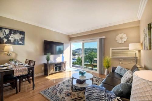 Carlsbad House | Southern Exposure with Private Balcony