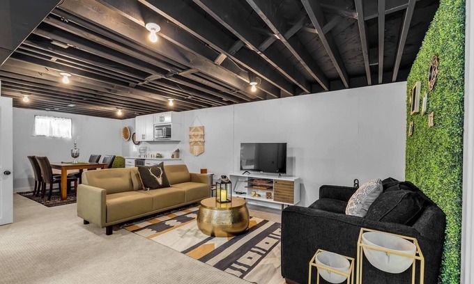 Englewood House | Southwest Denver Sanctuary - 2 King Bed + 1 Bath Basement Level Stay