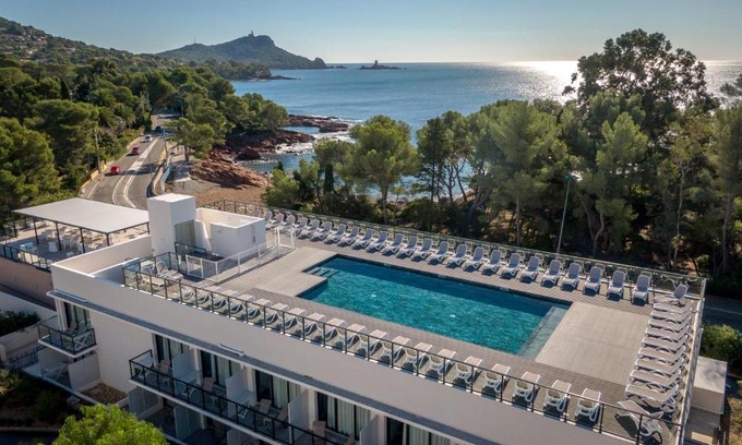 Boulouris-sur-Mer Hotel | SOWELL HOTELS La Plage