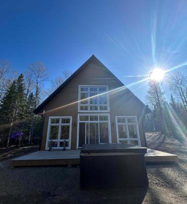 Saint-Michel-des-Saints Ski Chalet | Spa Lakeside & Adventure - Nature Chic