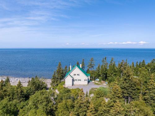 Notre-Dame-des-Neiges Ski Chalet | Spa Nature & Comfort - Chalet LRioux