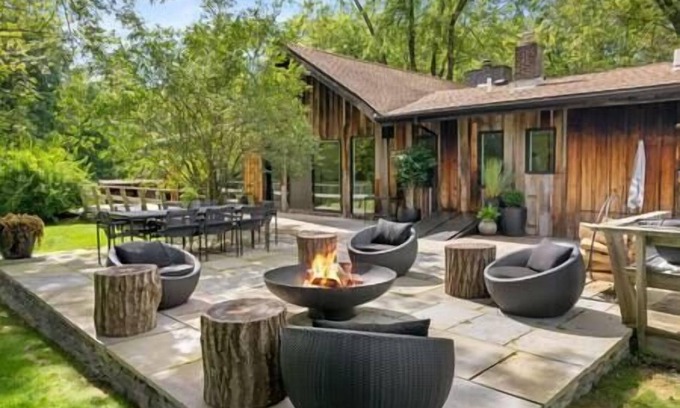 Woodstock House | Spa ranch | hot tub, steam, wetroom, chef kitchen