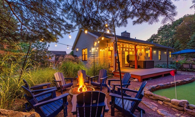 Lake Harmony House | Spa Retreat with 2 Saunas, Hot Tub & 2 Fire Pits
