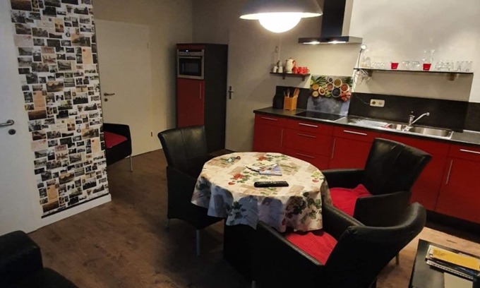 Senheim Condo | Space for up to 3 people and your beloved four-legged friend