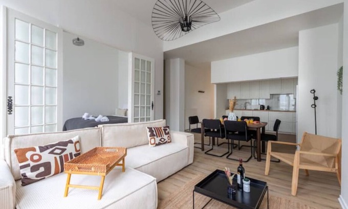 Postel Apartment | Spacieux Appartement 3BD à Flagey 3