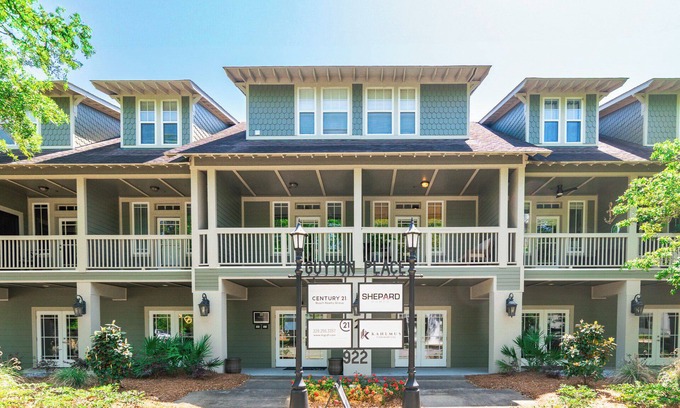Biloxi Condo | Spacious 1 bed/1.5 bath for TDY Rentals!