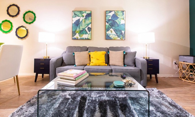 Irvine Business Complex Apartment | Spacious 1 Bedroom | Irvine Jamboree | Pool | Parking | WiFi | Extended Stay