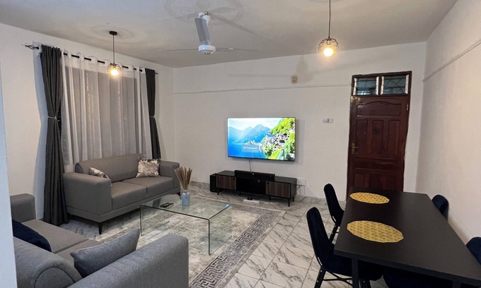 Mombasa Apartment | Spacious 1bedroom apartment in Nyali Mombasa/hotshower/washing machine/wifi