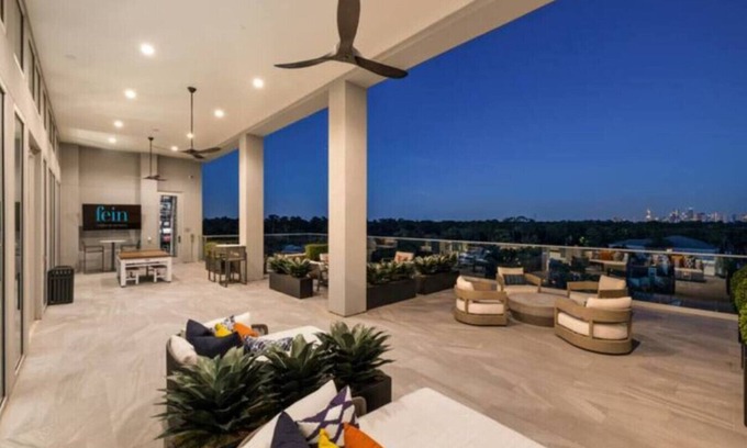 The Galleria Apartment | Spacious 2-Bed, 2-Bath Apartment by The Galleria