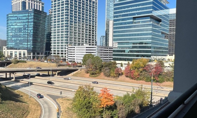 Charlotte Apartment | Spacious 2 Bed-2 Bath in Heart of Uptown-FREE Parking-Self Check-in! City views!