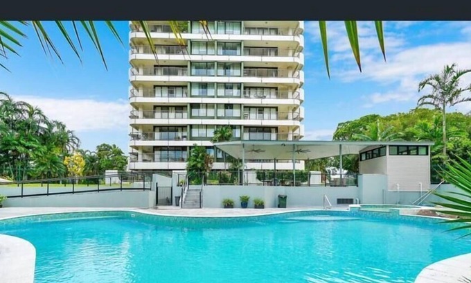 Darwin City Centre Apartment | Spacious 2 bedroom apartment in central location