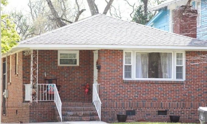 Olde Town Augusta House | Spacious 2 Bedroom Home within 8 Minute walk to Downtown Augusta