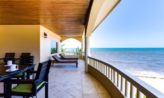 Placencia Villa | Spacious 2BR Villa w/Shared Pool, Beach Views