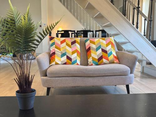 Parsons Green and Walham Apartment | Spacious 3 bed Kings Road SW6