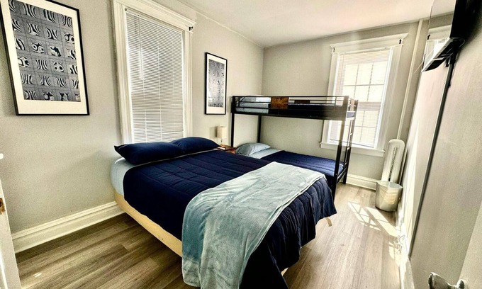Constable Hook Apartment | Spacious 3-bedroom apartment with AC, WiFi in Lovely Bayonne