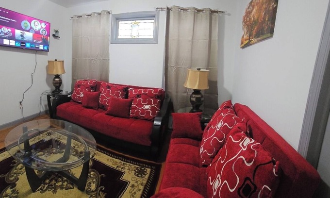 Greenville Apartment | Spacious 3-bedroom apt,2 baths with AC, WiFi in amazing Jersey City