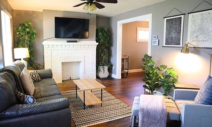 Merion Village House | Spacious 3 BR House!