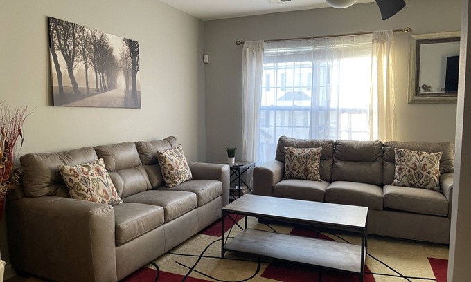 Greensboro House | Spacious 3 level Townhome in prime location! Tvs & fans in all 4 bedrooms!