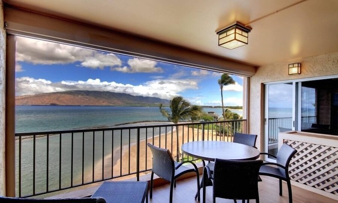 Kihei Condo | Spacious 3BD/2BA Beachfront Condo - Perfect Family Retreat– Menehune Shores #510